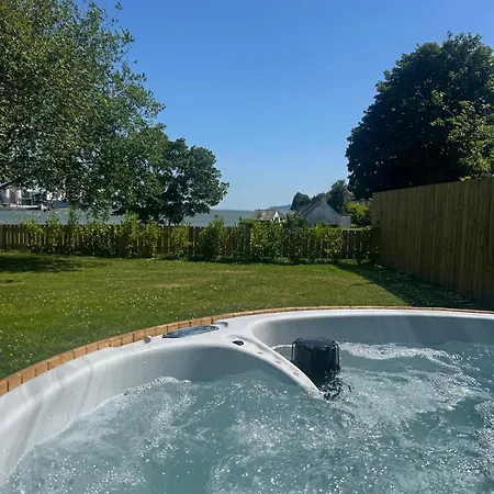 The Pilot's * Cornamucklagh